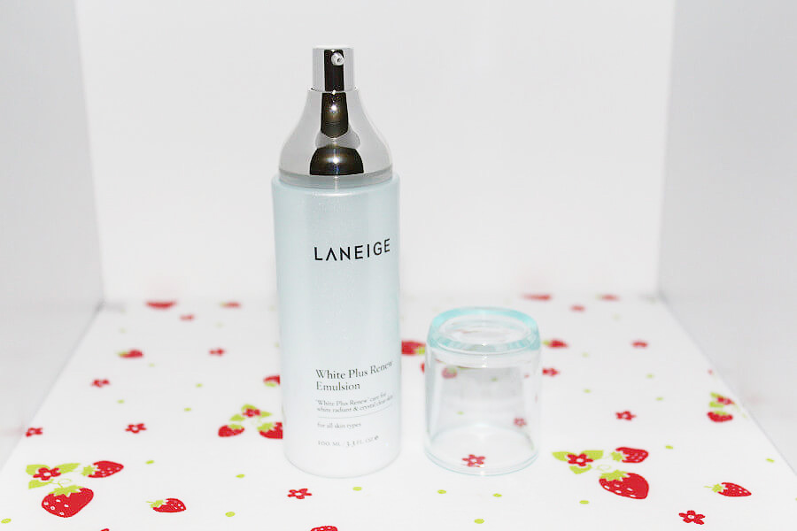Laneige, Laneige White Plus Renew Emulsion, Laneige White Plus Renew Emulsion รีวิว, Laneige White Plus Renew Emulsion ราคา, Laneige White Plus Renew Emulsion 15 ml., Laneige White Plus Renew Emulsion 15 ml. พื้นฐานของผิวออร่าเริ่มต้นที่นี่ ช่วยกระชับรูขุมขน ให้ความชุ่มชื้น ผลัดเซลล์ผิวให้กระจ่างใส