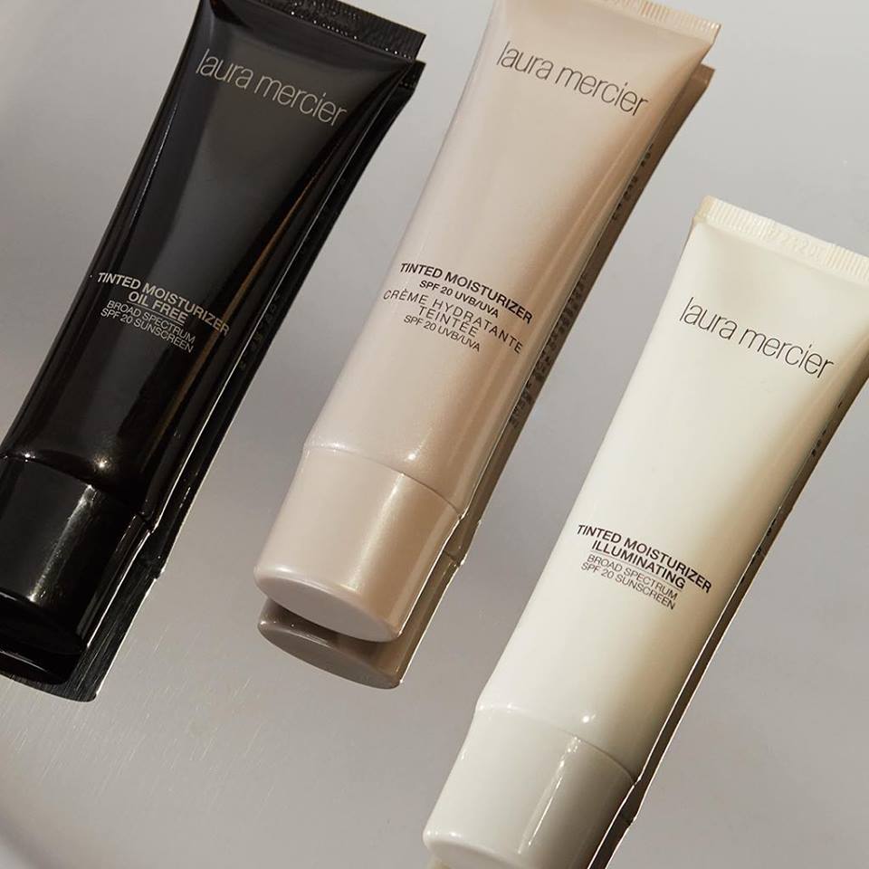 Laura Mercier, Laura Mercier Tinted Moisturizer Oil Free SPF 20, Laura Mercier Tinted Moisturizer Oil Free SPF 20 UVB/UVA 50 ml., Laura Mercier Tinted Moisturizer Oil Free SPF 20 UVB/UVA 50 ml. รีวิว, Laura Mercier Tinted Moisturizer Oil Free SPF 20 UVB/UVA 50 ml. ราคา, Laura Mercier Tinted Moisturizer Oil Free SPF 20 UVB/UVA 50 ml. #1C1 Cameo รองพื้นเนื้อละเอียด บางเบา สูตร Oil Free ช่วยควบคุมความมัน เพื่อผิวสวยสดใสเปล่งประกายแลดูสุขภาพดี, Laura Mercier Tinted Moisturizer Oil Free SPF 20 UVB/UVA 50 ml. #1C1 Cameo