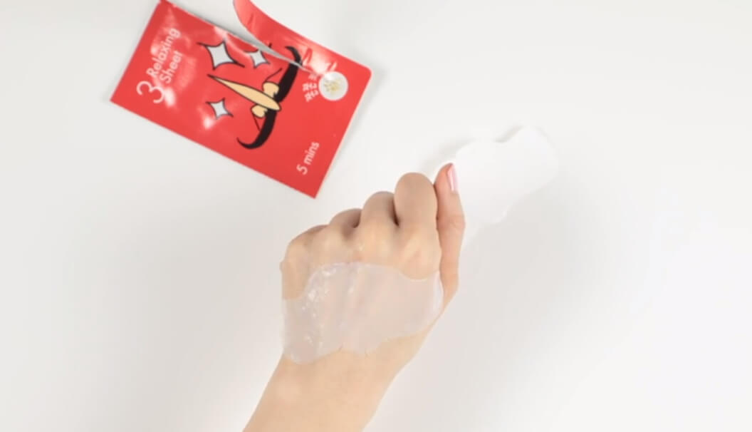 Cosrx Blackhead Remover Mr.RX Kit SOFTENING SHEET   นำแผ่น Relaxing แปะลงจมูก ทิ้งไว้ 5-10 นาที