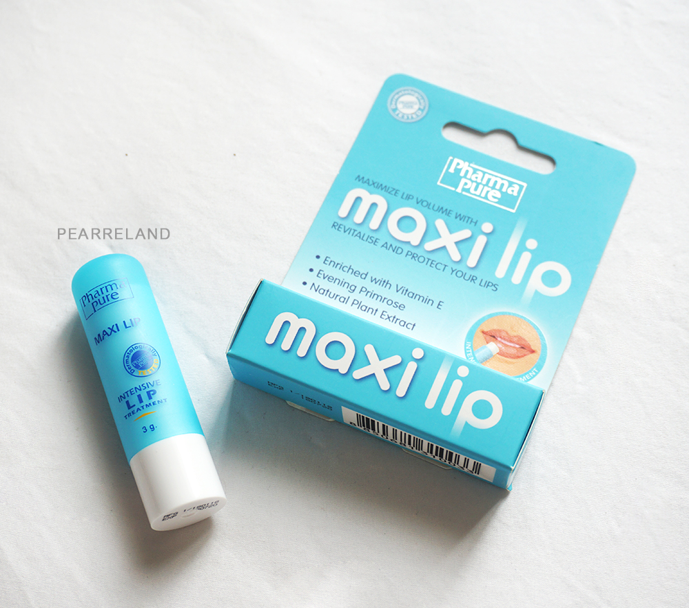 Pharma pure Maxi Lip Lip Treatment 5 g. ลิปบำรุงริมฝีปากที่อุดมไปด้วยสารอาหารจากธรรมชาติ ฟาร์มาเพียวร์ แม็กซี่ลิป ลิป ทรีตเมนท์ ลิปที่อุดมไปด้วยสารสำคัญที่ช่วยเสริมการบำรุงริมฝีปากให้ชุ่มชื่นขึ้น อาทิ Evening Primros Oil, สารสกัดจากผลอะโวคาโด, Moisturizer, วิตามิน C และ E   พร้อมสารสกัดจากธรรมชาติช่วยให้แก่ริมฝีปากขาวขึ้นอย่างเป็นธรรมชาติ มีความปลอดภัยสูงเพราะผ่านการตรวจสอบจากผู้เชี่ยวชาญทางด้านผิวพรรณว่าระคายเคืองต่ำ (Dermatologically Tested)  ใช้ได้แม้กับผิวริมฝีปากที่แพ้ง่าย (Sensitive Skin)