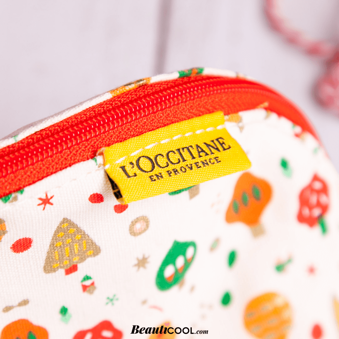 L'occitane Holiday Christmas Pouch กระเป๋าผ้าสีแดง ลายต้นคริสมาส