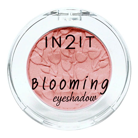 IN2IT Blooming Eye Shadow #12 Cherry Blossom อายแชโดว์เนื้อแมตท์ เติมสีสันให้ดวงตาคู่สวย บางเบาแต่ติดทนดูธรรมชาติ พร้อมสารบำรุงจากดอกไม้