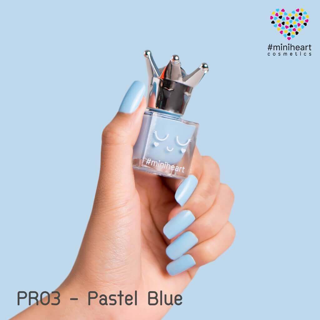  Miniheart Premium Nail Colour #PR03-Pastel Blue 11 ml (สีธรรมดา) แต่งแต้มสีเล็บของคุณได้ตามอารมณ์ ติดทน ไม่หลุดลอกเร็วจนเกินไป ทาง่ายเพียงปาดเดียวได้สีคมชัด สวยเหมือนคุณเป็นมืออาชีพ