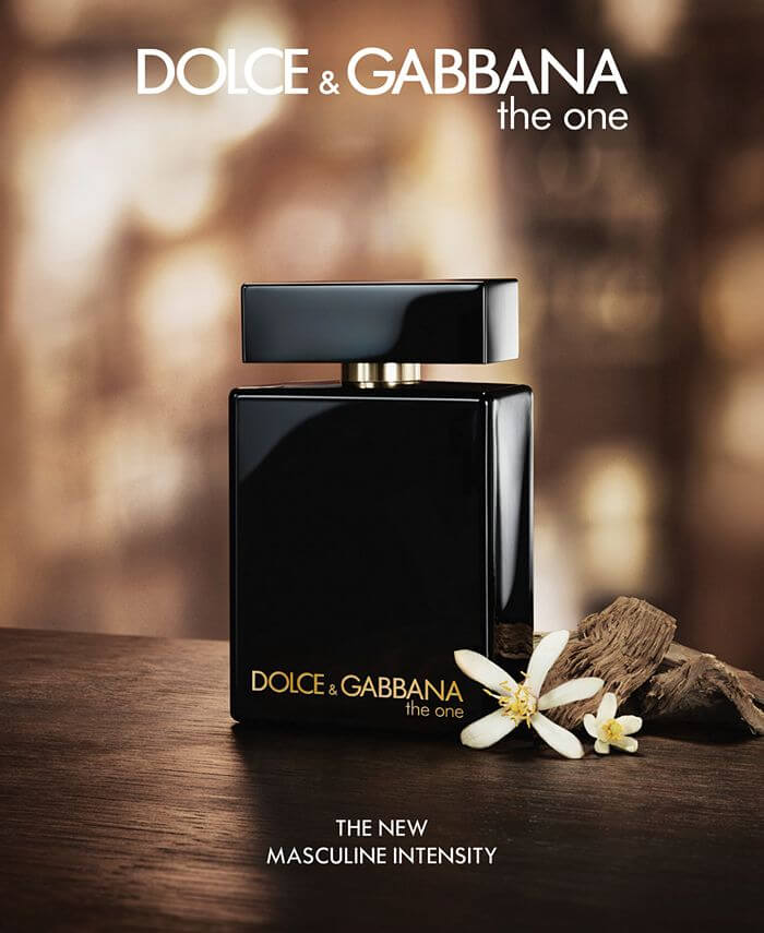 Dolce & Gabbana The One For Men EDP Intense จะเผยความดึงดูดใจน่าหลงใหลของการฟิวชันกลิ่นหอมจากขั้วตรงข้าม มีความแข็งแกร่งอันเข้มข้น น่าดึงดูดทว่าก็ดูเป็นจริง เป็นกลิ่นอันเข้มข้น เนโรลีสุดอบอุ่นกับหนังสีดำเข้มในการแสดงออกอันเป็นปริศนาของความตรงกันข้ามดั่งงานศิลป์ที่เต็มไปด้วยค่าต่างแสง