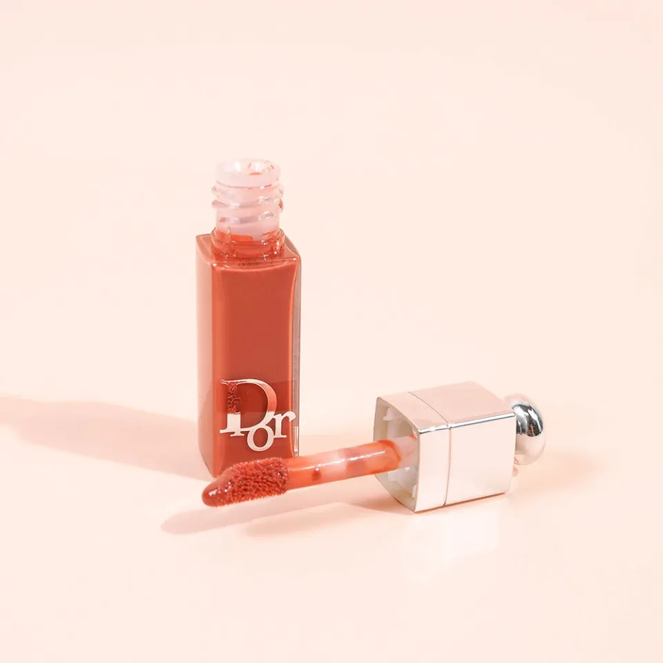 Addict Lip Maximizer Gloss Repulpant & Hydratant #039 Intense Cinnamon 2ml (No Box) ลิปกลอส Dior ปากอวบอิ่ม ดูแลริมฝีปากมีส่วนผสมจากธรรมชาติ 90%
