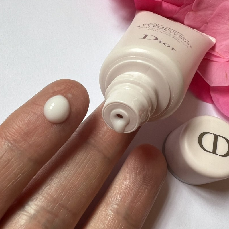 Dior Miss Dior Lait Corps Body Milk 20ml (แพ็คเกจมีตำหนิ ไม่มีผลต่อการใช้งาน)