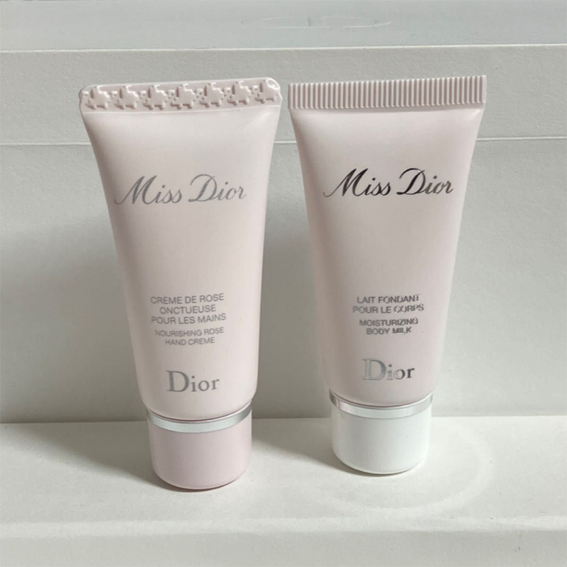 Dior Miss Dior Lait Corps Body Milk 20ml (แพ็คเกจมีตำหนิ ไม่มีผลต่อการใช้งาน)