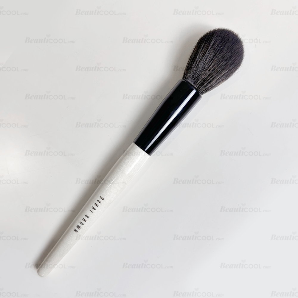 BOBBI BROWN Powder Brush แปรงเซ็ตแป้ง ขนนุ่ม ผิวเรียบเนียน ไม่บาดผิว