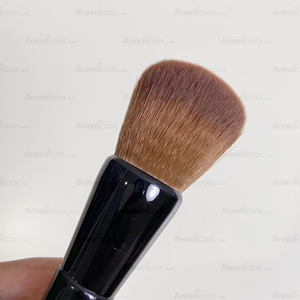 BOBBI BROWN Full Coverage Face & Touch - Up Brush