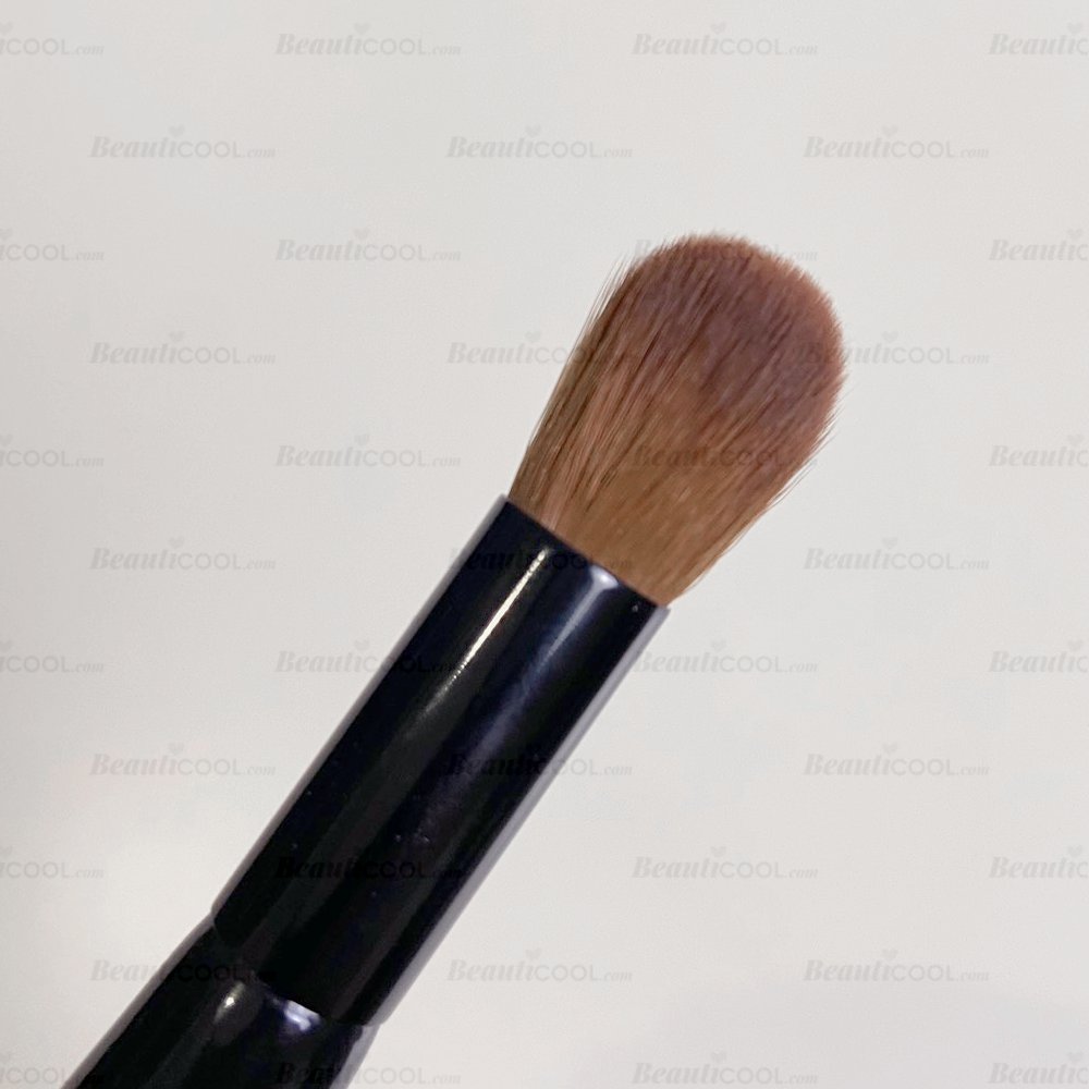 BOBBI BROWN Full Coverage Face & Touch - Up Brush