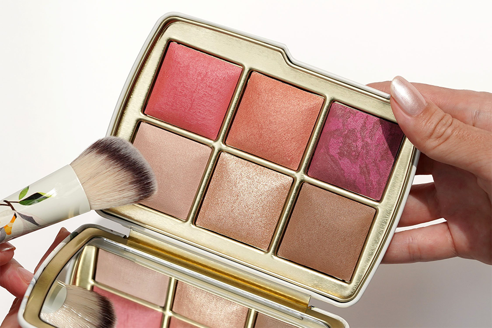 HOURGLASS AMBIENT LIGHTING EDIT 8.4G #SWAN