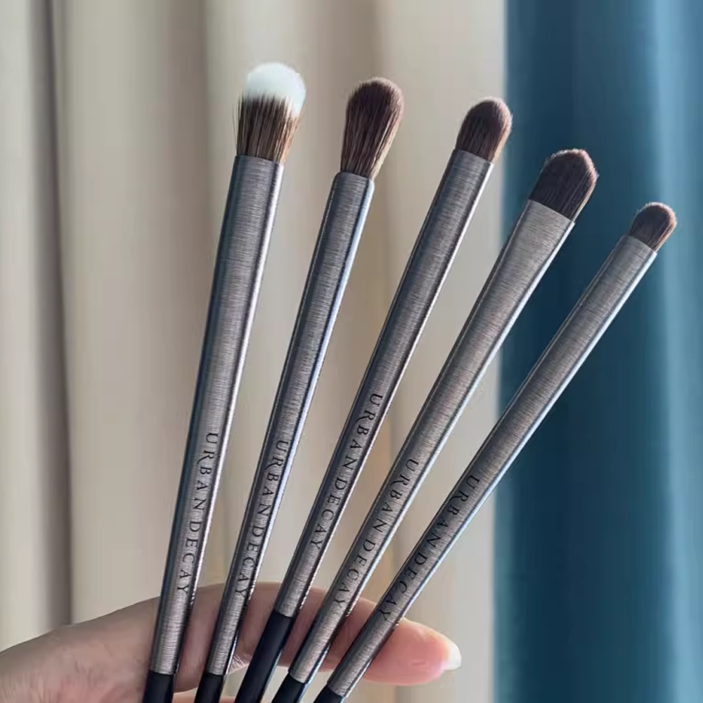 Urban Decay Brush No.E210