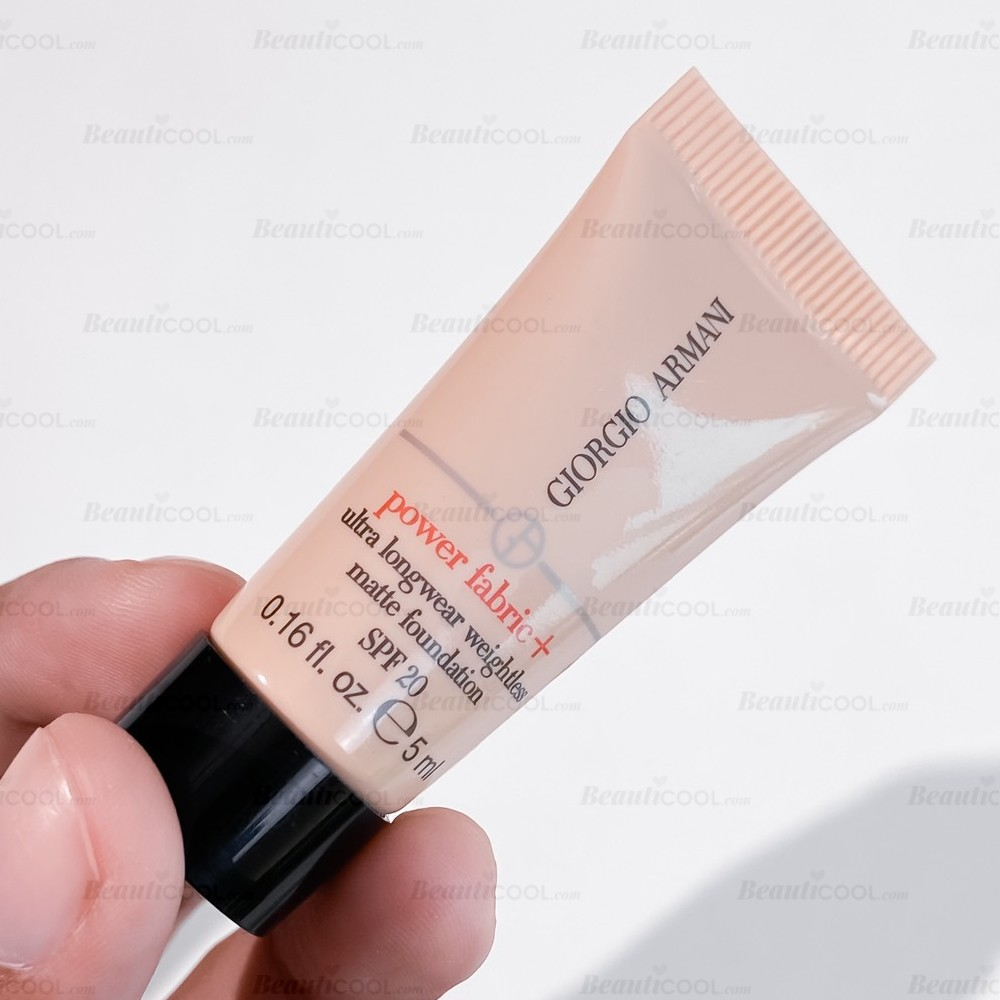 Giorgio Armani Power Fabric+ Ultra Longwear Weightless Matte Foundation SPF 20 #teinte2 5ml 