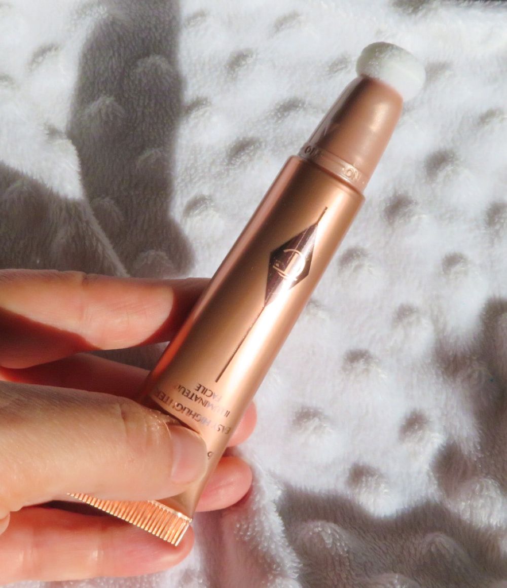 Charlotte Tilbury Pillow Talk Beauty Light Wand 12 ml #Pillow talk ,Charlotte Tilbury Pillow Talk Beauty Light Wand 12 ml #Pillow talk ราคา , Charlotte Tilbury Pillow Talk Beauty Light Wand 12 ml #Pillow talk รีวิว