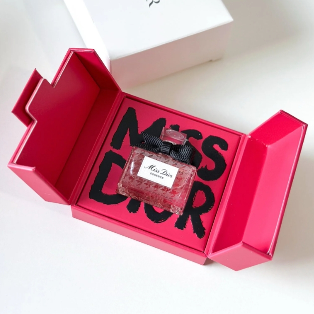 Miss Dior Essence 5ml in Hot Pink Graffiti Gift Box