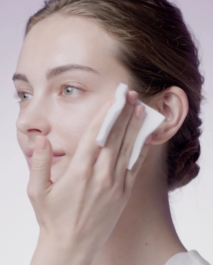 Decorte AQ Micro Radiance Rich Type Emulsion