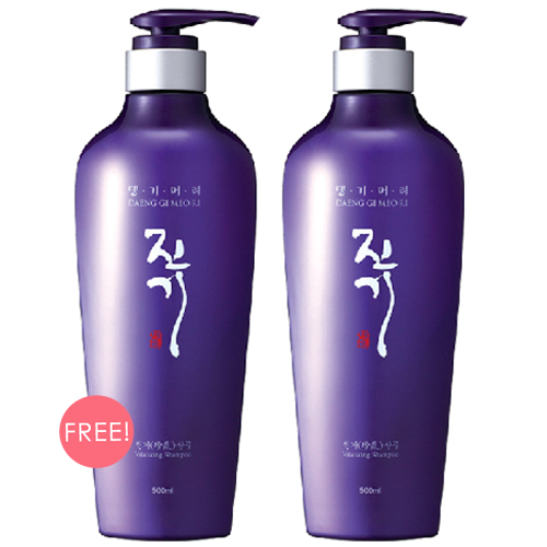 DAENG GI MEO RI ซื้อ 1 ชิ้น ฟรี 1 ชิ้น !! Vitalizing Shampoo 500ml (แทงกีโมรี) แทงกีมอลี Daeng Gi Meo Ri ขายดีอันดับ 1 ในเกาหลี !! ทรีทเมนต์สูตรพรีเมี่ยม อุดมไปด้วยสารสกัดจากต้นตำรับยาจากเกาหลีสูตรเข้มข้น
